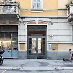Apt Vicino Alla Metropolitana Porta Romana, 4 Minuti Da Duomo, Free Wifi&Netflix